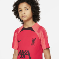 Nike Liverpool Strike Maillot d'Entraînement 2022-2023 Enfants Rouge Noir
