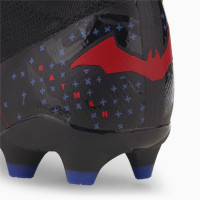 PUMA Future 3.3 Batman Gazon Naturel Gazon Artificiel Chaussures de Foot (MG) Noir Rouge Gris
