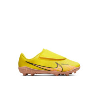 Nike Mercurial Vapor 15 Club Velcro Gazon Naturel Gazon Artificiel Chaussures de Foot (MG) Enfants Tout Petits Jaune Rose