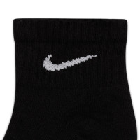 Chaussettes de sport rembourrées Nike Everyday, lot de 6, noires et blanches