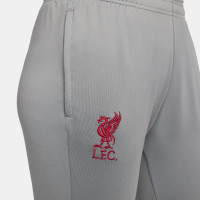 Nike Liverpool Strike Pantalon d'Entraînement 2022-2023 Femmes Gris Rouge
