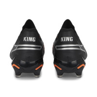 PUMA King Ultimate Crampons Vissés Chaussures de Foot (SG) Noir Argenté Orange