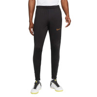 Surv tement Nike Strike 22 noir et gris orange Voetbalshop.be