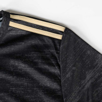 Maillot de football adidas noir et doré