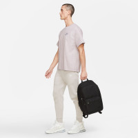 Nike Heritage Rugzak 23 Liter Zwart