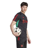 adidas Manchester United Trainingsset 2023-2024 Zwart Rood Lichtgroen