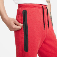 Nike Tech Fleece Sportswear Joggingbroek Melange Rood Zwart