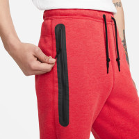 Nike Tech Fleece Sportswear Pantalon de Jogging Rouge Noir