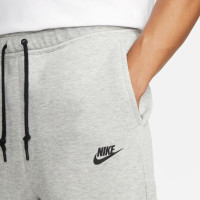 Nike Tech Fleece Sportswear Short Gris Clair Noir