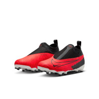 Nike Phantom GX Academy Dynamic Fit Gras / Kunstgras Voetbalschoenen (MG) Kids Zwart Felrood Wit