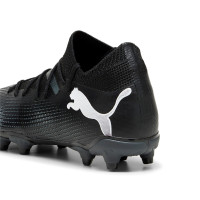 PUMA Future 7 Match Gazon Naturel Gazon Artificiel Chaussures de Foot (MG) Enfants Noir Blanc Gris Foncé