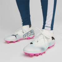 PUMA Future 7 Match Gazon Naturel Gazon Artificiel Chaussures de Foot (MG) Femmes Blanc Rose Noir