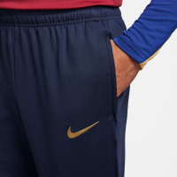 Nike FC Barcelone Strike Pantalon d'Entraînement 2023-2024 Bleu Foncé Doré Bordeaux