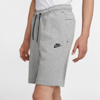 Nike Tech Fleece Short Gris Noir