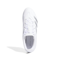 adidas Predator Club Gazon Naturel Gazon Artificiel Chaussures de Foot (MG) Blanc Argenté Gris