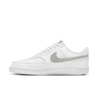 Baskets Nike Court Vision Low Next Nature blanches gris clair