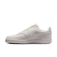 Baskets Nike Court Vision Low Next Nature beiges et blanches