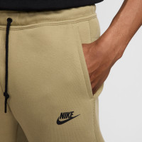 Pantalon de survêtement Nike Tech Fleece Sportswear vert olive noir