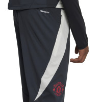 adidas Manchester United Pantalon d'Entraînement Europe 2024-2025 Enfants Gris Foncé Blanc Rouge
