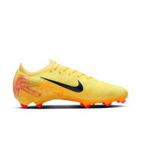 Nike Zoom Mercurial Vapor 16 Mbappe Pro Gazon Naturel Chaussures de Foot FG Jaune Rose Orange Voetbalshop.be