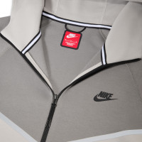 Nike Tech Fleece Sportswear Trainingspak Lichtgrijs Grijs Zwart Zilver