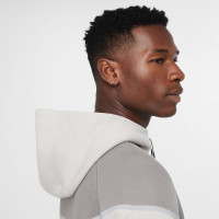 Nike Tech Fleece Sportswear Trainingspak Lichtgrijs Grijs Zwart Zilver