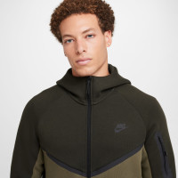 Nike Tech Fleece Sportswear Veste Vert Olive Foncé Vert Olive Noir