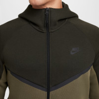 Nike Tech Fleece Sportswear Veste Vert Olive Foncé Vert Olive Noir