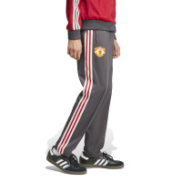 adidas Manchester United Culturewear Pantalon d'Entraînement 2024-2025 Gris Rouge Blanc
