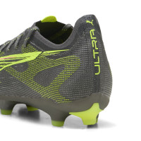 PUMA Ultra 5 Pro Gazon Naturel Chaussures de Foot (FG) Gris Foncé Jaune Rose