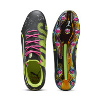PUMA King Ultimate X KidSuper Gazon Naturel Artificiel Chaussures de Foot (MG) Gris Foncé Jaune Rose