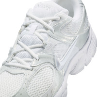 Nike V5 RNR Baskets Blanc