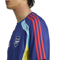 adidas Arsenal Urban Purist T-Shirt 2025-2026 Bleu Foncé Rouge Jaune Blanc