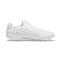 PUMA King Ultimate Gras / Kunstgras Voetbalschoenen (MG) Wit Zilver
