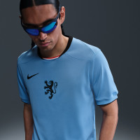 Nike Nederland Uitshirt OranjeLeeuwinnen 2025-2027 Heren + EK 2025 Badges