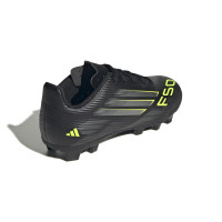 adidas F50 Club Gazon Naturel Gazon Artificiel Chaussures de Foot (MG) Enfants Noir Argenté Néon Jaune