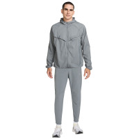 Survêtement tissé à fermeture éclair Nike Stride Repel, gris argenté