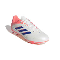 adidas Copa Pure III Club Gras / Kunstgras Voetbalschoenen (MG) Kids Gebroken Wit Blauw Roze