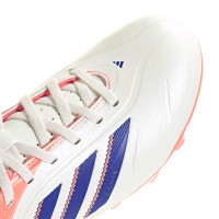 adidas Copa Pure III Club Gras / Kunstgras Voetbalschoenen (MG) Kids Gebroken Wit Blauw Roze