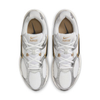 Nike V5 RNR Sneakers Wit Grijs Beige