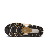 Nike V5 RNR Sneakers Wit Grijs Beige