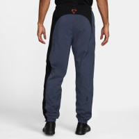 Pantalon d'entraînement tissé Nike Inter Milan Total 90 2025-2026 bleu foncé noir orange