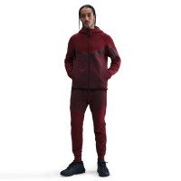 Gilet de sport Nike Tech Fleece rouge foncé noir