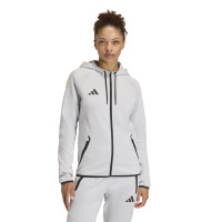 Combinaison de jogging zippée adidas Tiro Travel pour femmes, gris