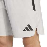 Short de jogging adidas Tiro Travel gris noir