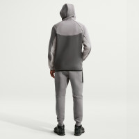 Gilet de sport Nike Tech Fleece gris foncé gris clair bleu foncé