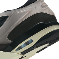 Nike Air Jordan 4 RM x Paris Saint-Germain Baskets Noir Argenté Blanc