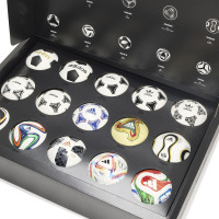 adidas FIFA World Cup Historical Mini Voetbal Set 15 Ballen