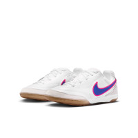 Nike Streetgato Chaussures de Foot Enfants Blanc Bleu Rose Vif