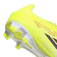 adidas F50 Club Gazon Naturel Gazon Artificiel Chaussures de Foot (MG) Néon Jaune Noir Rouge
